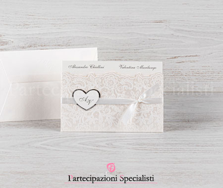Partecipazione Elegante Bianca con ricamo in Pizzo