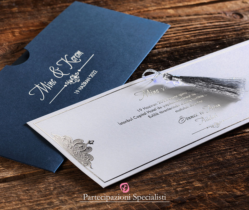 INVITI DI MATRIMONIO BLU SCURO CON PENDENTE ARGENTATO