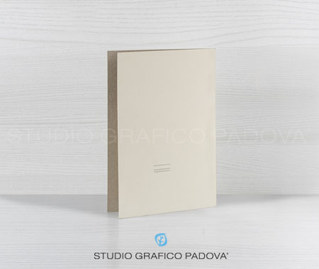 Cartelle personalizzate cartoncino color Avorio, logo laminato